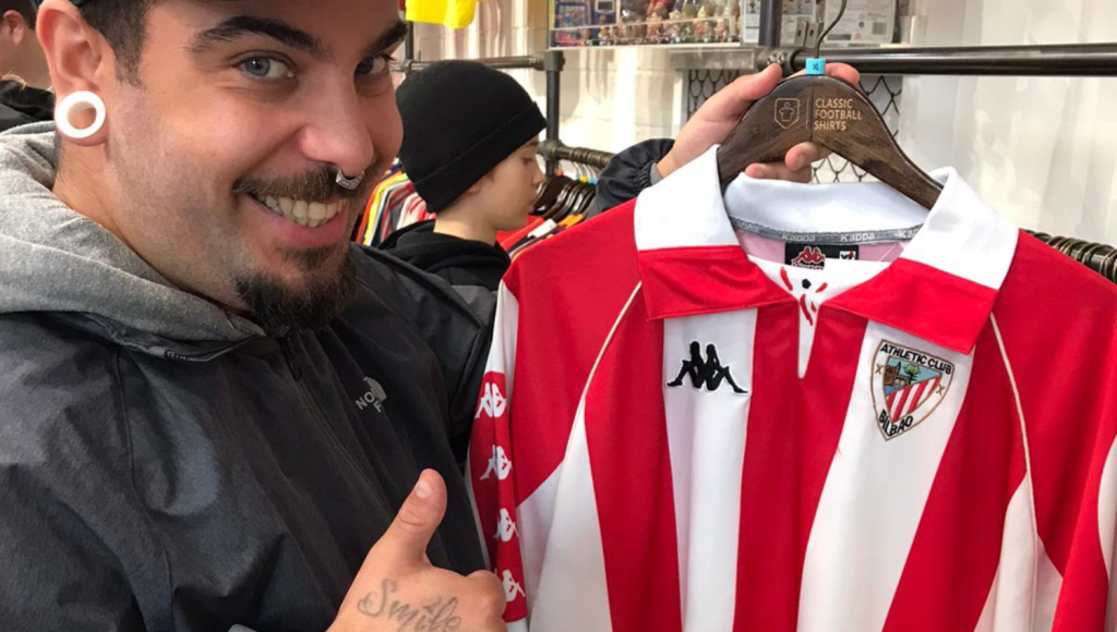 classic_football_shirts_viajamoslowcost